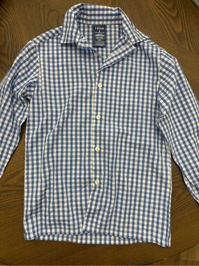 Izod Men’s Blue & White Gingham Button-Down Shirt